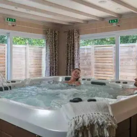 Mobilhome 5 Etoiles - Piscine - Eebdca
