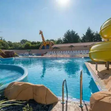 Mobilhome 5 Etoiles - Piscine - Eebdca Saint-Julien-des-Landes